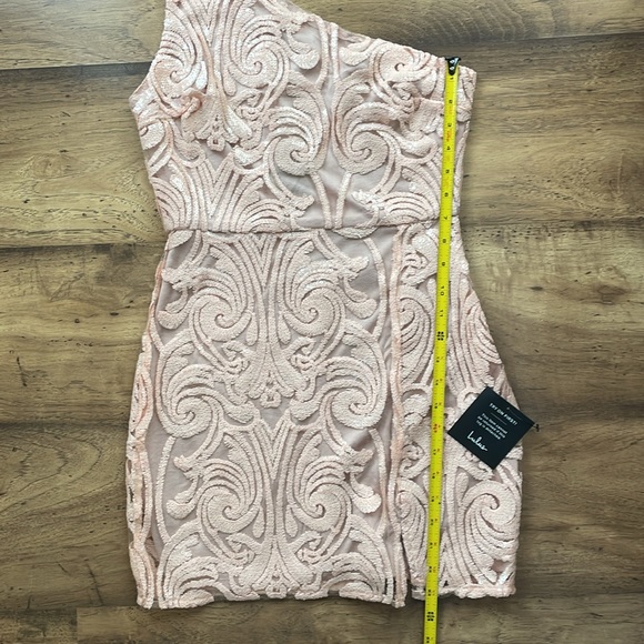 NWT Lulus Madina Blush Pink Sequin One-Shoulder Bodycon Mini Dress - Picture 15 of 16